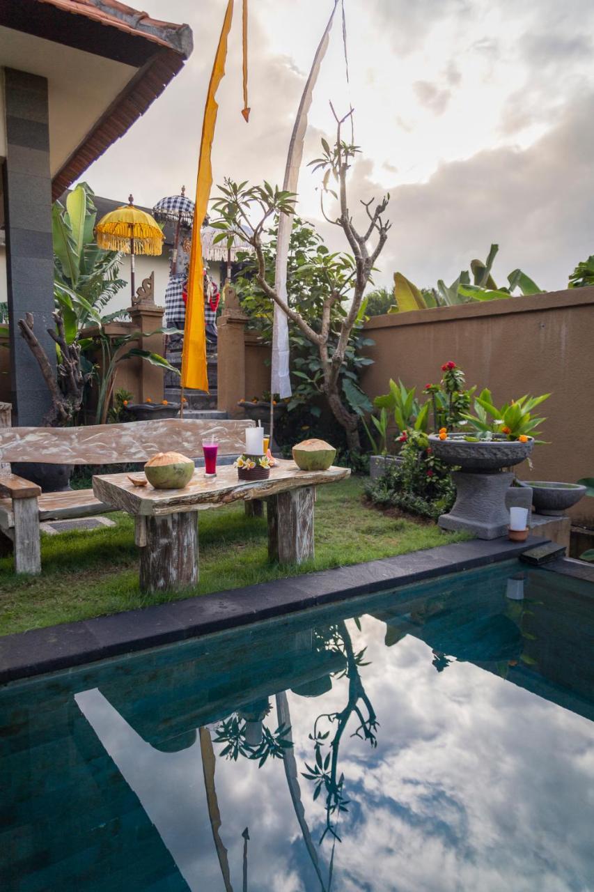 Umah Tikari Guesthouse Canggu Exteriér fotografie