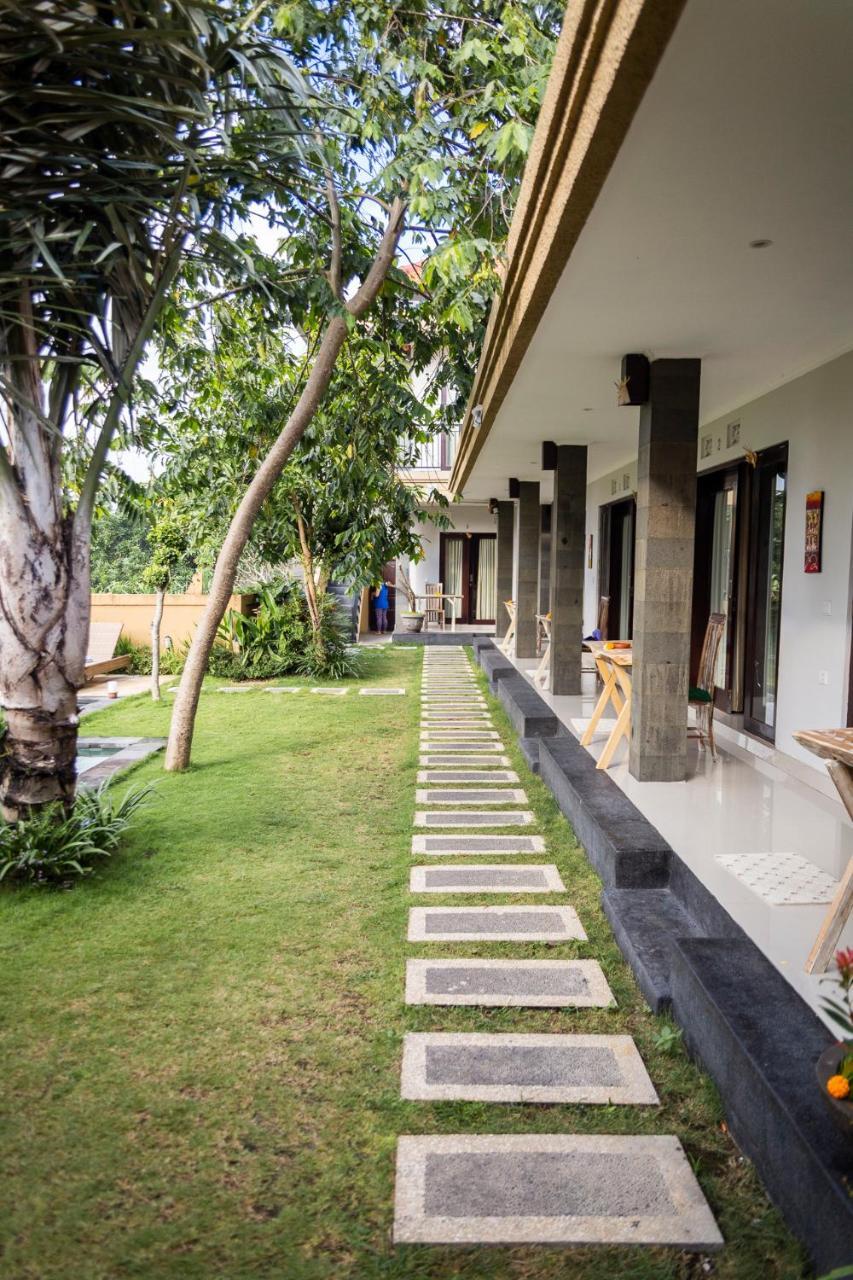 Umah Tikari Guesthouse Canggu Exteriér fotografie
