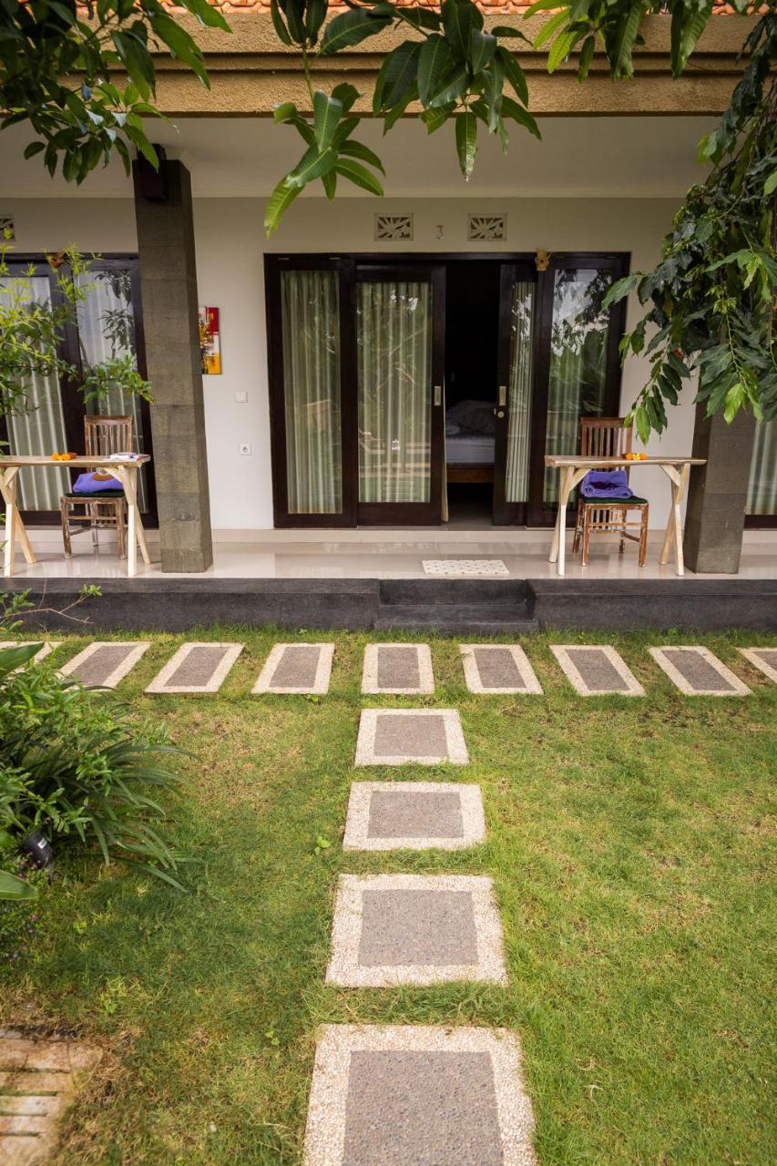 Umah Tikari Guesthouse Canggu Exteriér fotografie